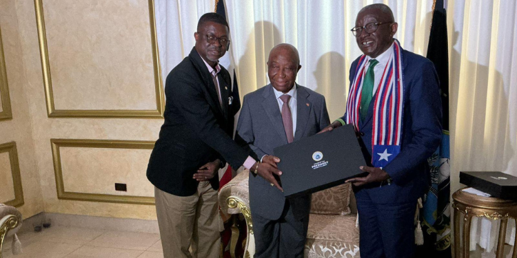 Liberia'S First Lady Adopts Kamba Name Mwende For Plant Your Age Initiative Dr. Isaac Kalua With Liberian President Joseph Boakai In Liberia. Photo/Greenafricagroup
