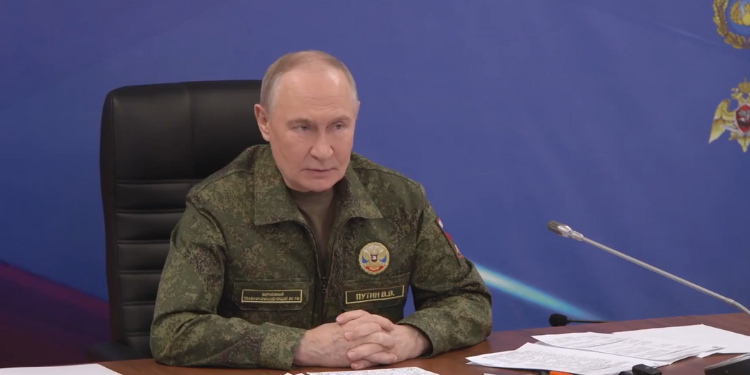 Putin Threatens Military Action As Zelensky Heads To Us Talks