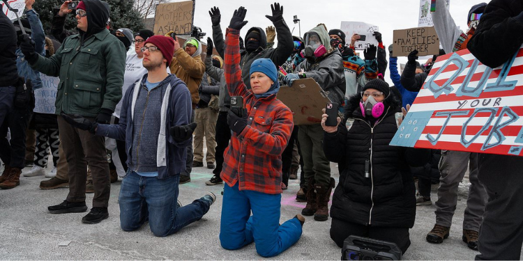 1,500 U.s Troops On Standby As Minneapolis Protests Grow