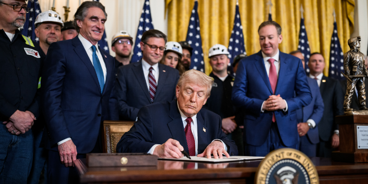 Trump-Backed Bill Requiring Citizenship Proof And Photo Id During Voting Approved