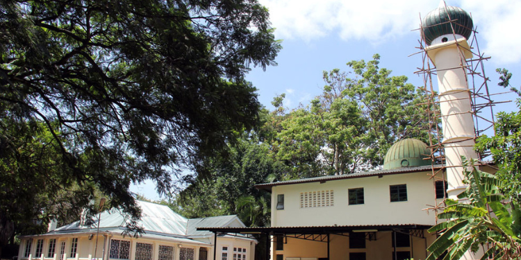 Canadian Man Storms Mosque And Starts Stabbing Worshippers In Westlands