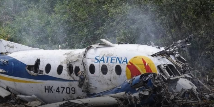 15 Dead After Military Plane Packed With Banknotes Crashes In City Street 15 Dead After Military Plane Packed With Banknotes Crashes In City Street
