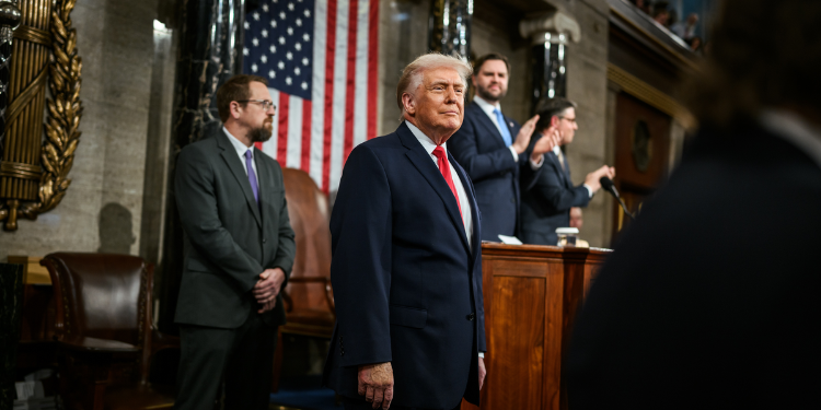 Trump Accuses Democrats Of Airport Disruptions Linked To Dhs Funding Impasse
