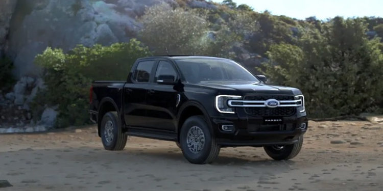A Ford Ranger Pickup Model Photo/Comesa, Ccc