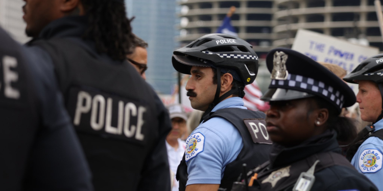 Chicago Officer Killed, Another Critically Injured After Suspect Grabs Gun In Hospital Chicago Police Officers