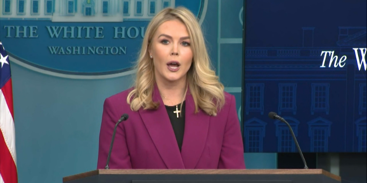 White House Unveils Plan For 250‑Foot Monument In Washington Karoline Leavitt’s “Shots Fired” Brag Before White House Dinner Chaos Raises Questions