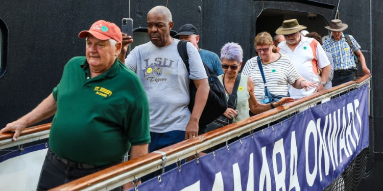 Boost For Kenyan Tourism As Azamara Onward Brings Over 1,000 Visitors To Mombasa Coast Azamara Onward Arrives In Kenya, Marking First Visit To Mombasa Port