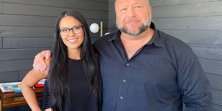Family Of 3 Indicted For Allegedly Assaulting Conservative Journalist Savannah Hernandez During Anti-Ice Protest Savannah Hernandez And Alex Jones
