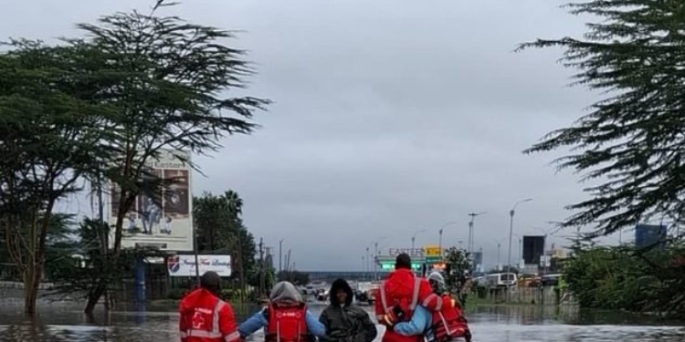 Heavy Rainfall Has Caused Flooding Along Mombasa Road (Eastern Bypass)