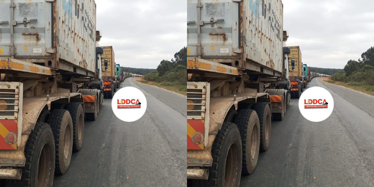 Motorists Stranded As Traffic Snarl-Up Brings Mai Mahiu–Escarpment Route To A Halt