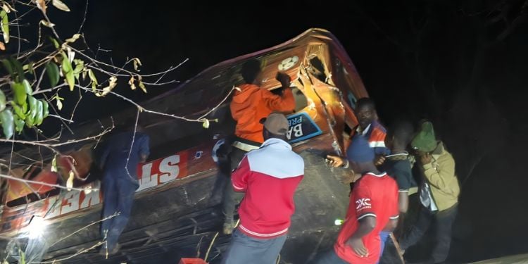 Several Passengers Are Feared Dead, While Many Others Sustained Injuries After A Public Service Vehicle Carrying About 50 People Rolled In Makueni.