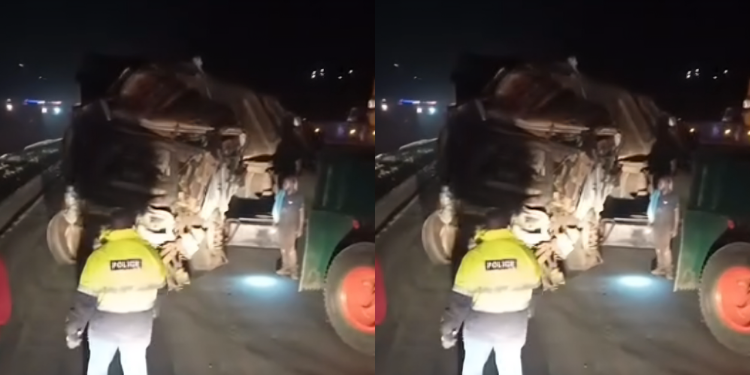 17 Feared Dead After Nasty Accident Along Mombasa Road A Matatu Being Towed After An Accident At Salama In Makueni County Photo/Loddca