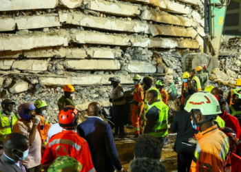 Two Survivors Rescued From Collapsed Eastleigh Building As Kdf Takes Over High-Stakes Rescue Mission Two Survivors Rescued From Collapsed Eastleigh Building As Kdf Takes Over High-Stakes Rescue Mission