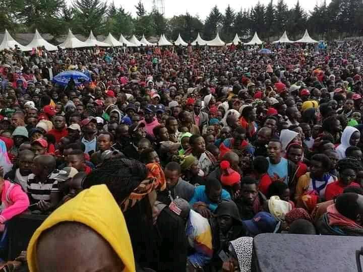 Thousands Of People Present During Kaboom'S Funeral