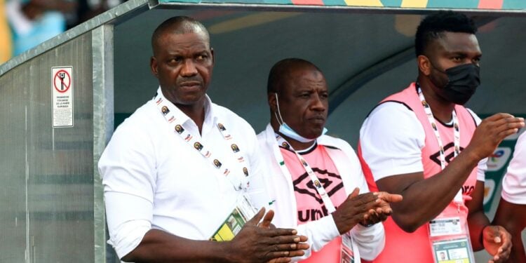 Eguavoen A Steady Pair Of Hands For Nigeria As New Coach Waits In Wings Augustine Eguavoen (L) During Nigeria'S Africa Cup Of Nations Game Against Sudan In Garoua | Afp