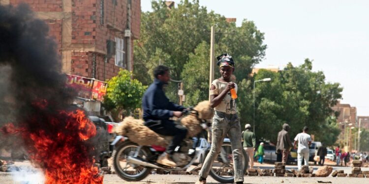 Sudanese Barricade Streets After 7 Killed In Anti-Coup Protests Sudanese Demonstrators Barricade A Street In Khartoum Tuesday Amid Ongoing Protests Against A Military Coup | Afp