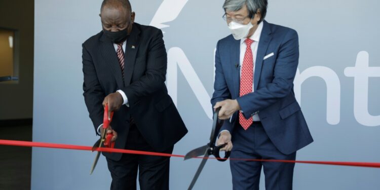 Us Biotech Tycoon Opens Africa'S First End-To-End Covid-19 Jab Plant Scissor Ceremony: President Cyril Ramaphosa, Left, Joins Biotech Tycoon Patrick Soon-Shiong In Launching The Vaccine Hub | Afp