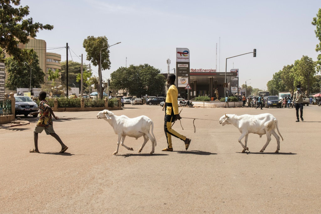 Ecowas Leaders Will Hold A Summit In Accra On Thursday To Assess Whether To Impose Sanctions On The New Junta In Burkina Faso | Afp