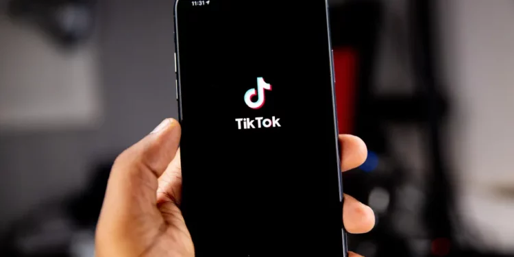 New Tiktok Trend Emerges Amidst Medical Warnings