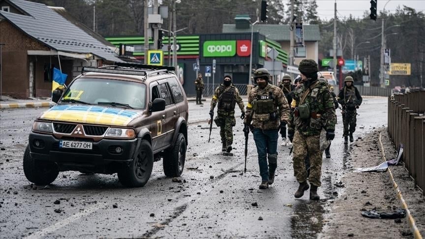 Ukrainian Soldiers Patrolling The Streets In Kyiv.photo: Anadolu Agency