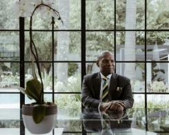 S. Africa'S Embattled Ramaphosa Faces Decisive Week