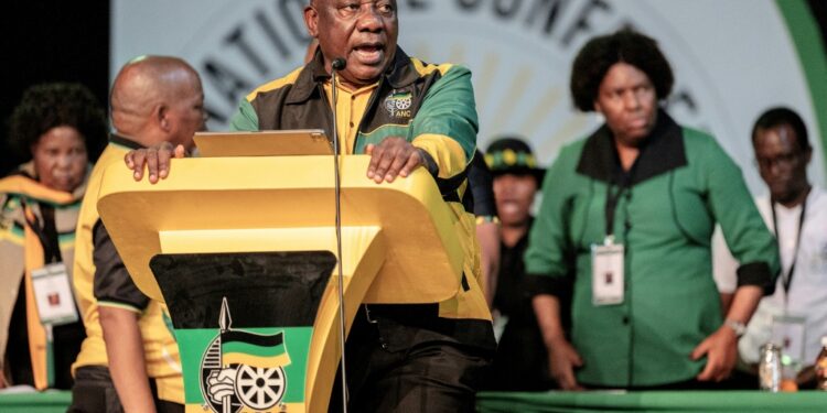 S.africa'S Ramaphosa Favorite To Keep Anc Leadership Despite Scandal Cyril Ramaphosa