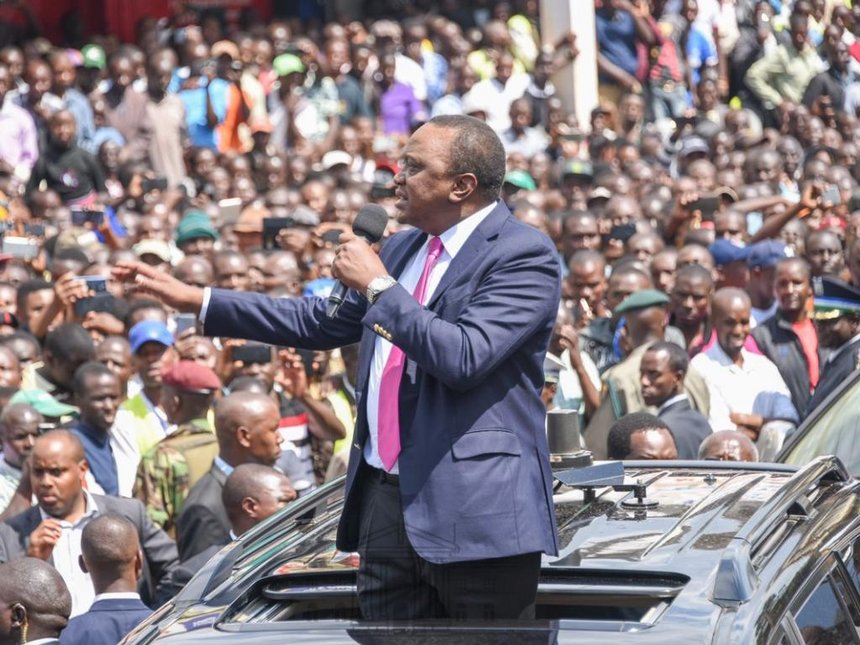 Retired President Uhuru Kenyatta Said Kenya Losesksh2 Billion To Coruption Every Day. 