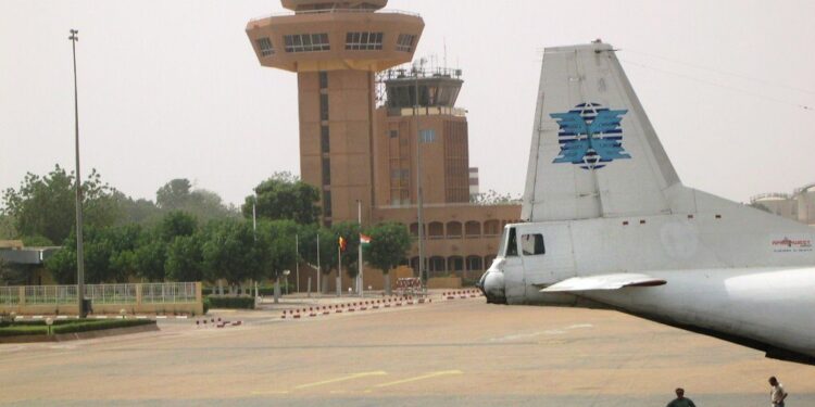 Niger Closes Airspace As Ecowas Deadline Expires Niger'S Military Junta Has Announced Closure Of The Country'S Airspace Because Of What They Said Is A ''Threat Of Intervention'' From A Foreign Power