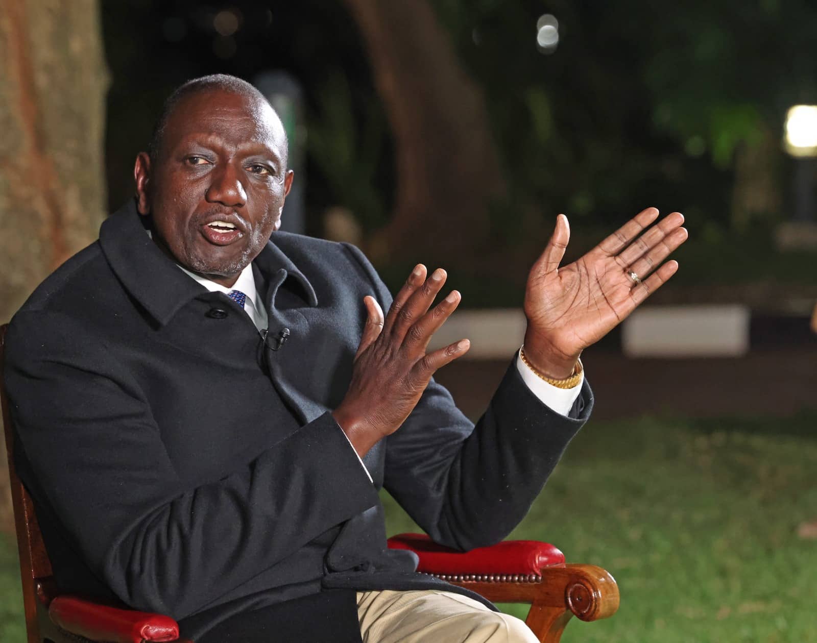 Uhuru Delivers. Ruto Defends Launching Projects Started By Jubilee Government.