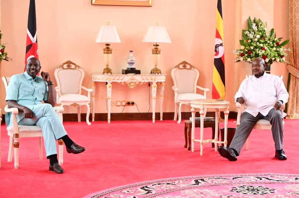 Ruto Holds Closed-Door Meeting With Museveni Ruto Visited Museveni A Week After Uhuru Visited Uganda.