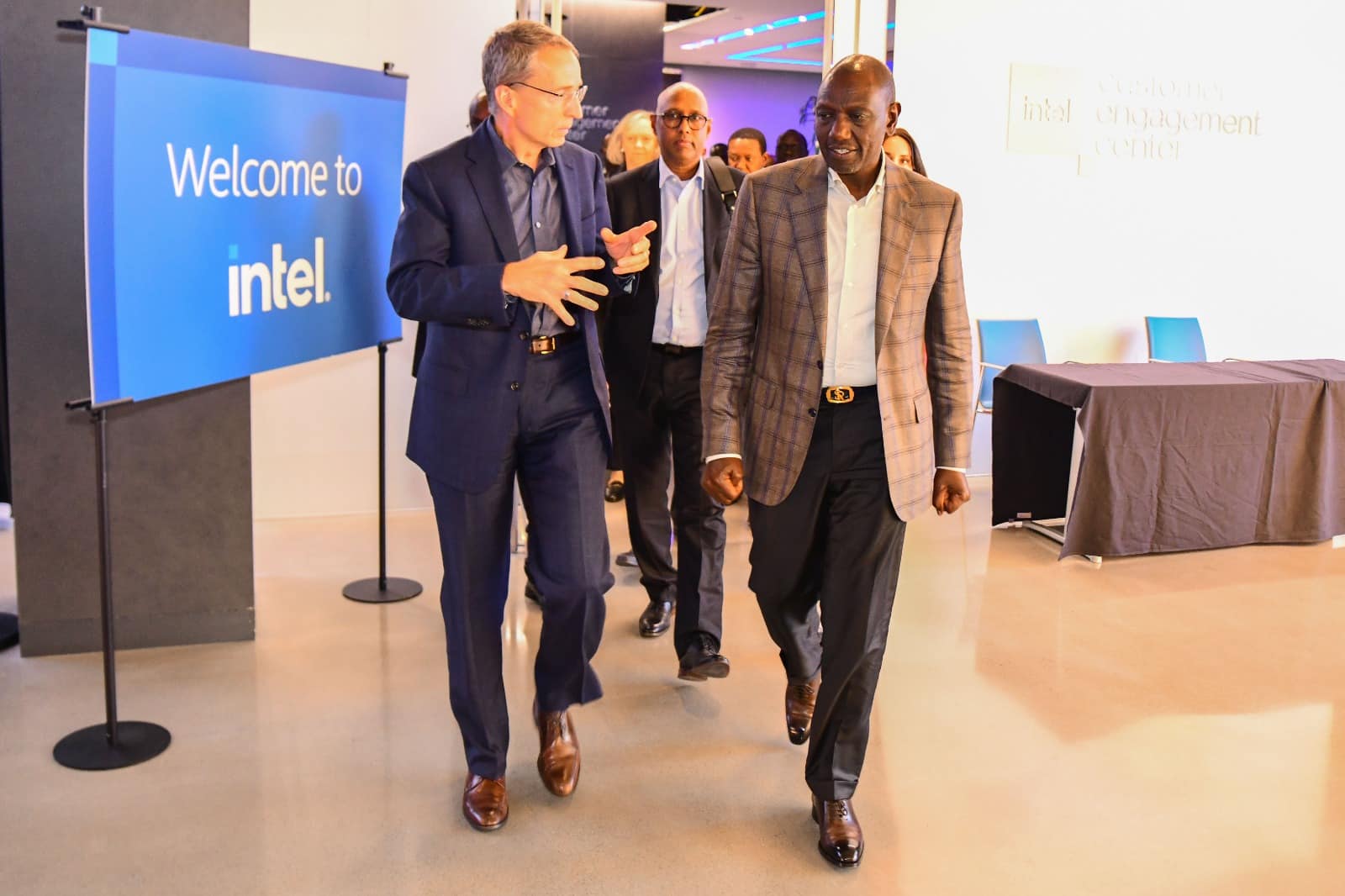 Boost For Mpesa As Ruto Announces Lucrative Deal In Us President William Ruto Has Announced Plans To Integrate Mpesa With International Payment Platform Paypal.