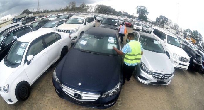 Kra Officers Inspect Cars At The Port Of Mombasa.