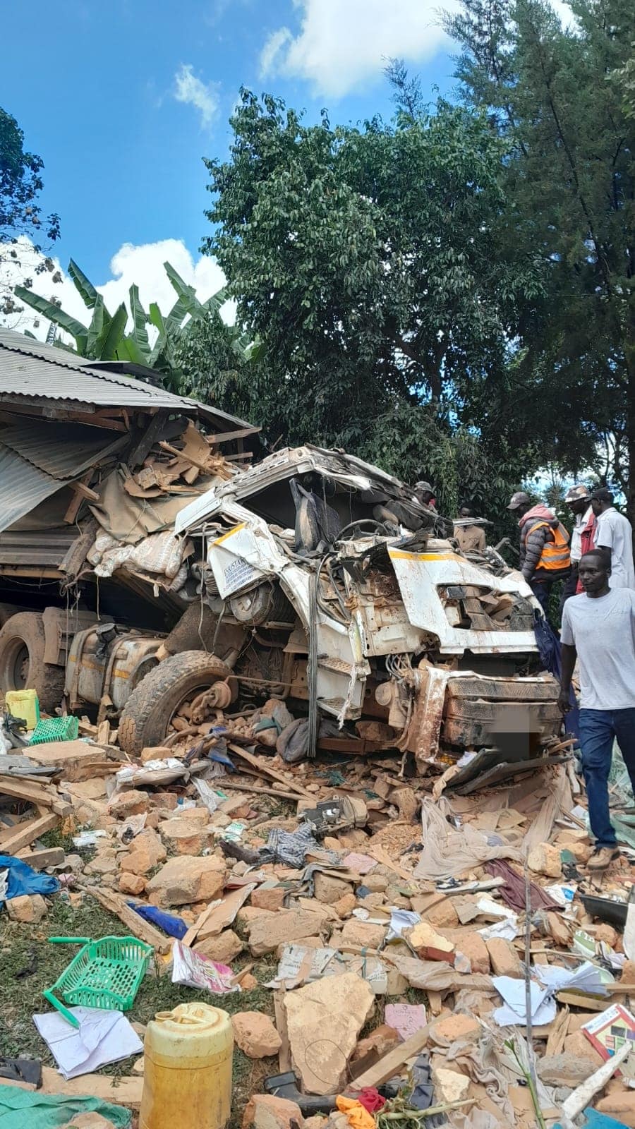 A Photo Showing The Debris Of The Trailer And Crumbled Parts Of The Bu9Ilding After The Accident On September 10, 2023. 