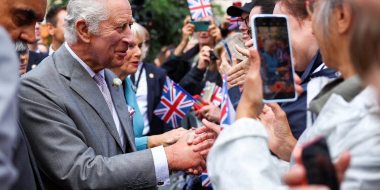 Uk'S King Charles Interacts With Members Of The Public At Past Function.