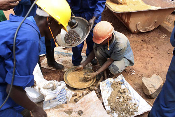 Govt' Shuts Down 3,000 Mining Companies
