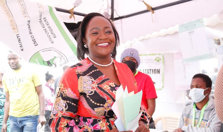 Wamae Said Raila Odinga Was Bribed In Mombasa.
