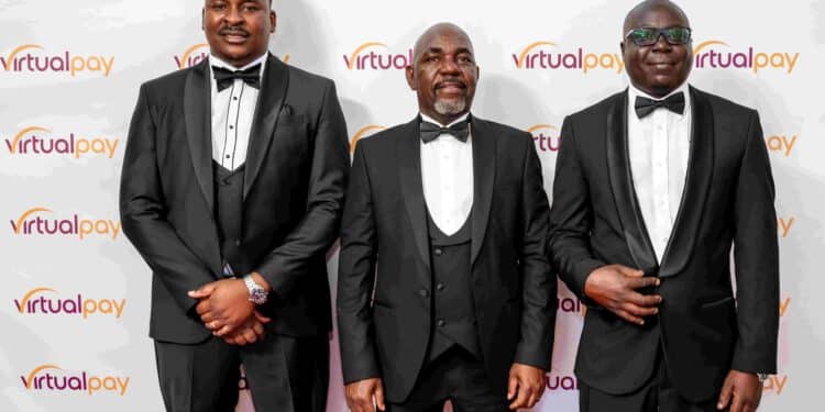 (L-R) Chief Executive Of The Financial Services Commission, Mr Dhanesswurnath Thakoor And Virtual Pay Group'S Ceo, Mr. David Morema. Photo/ Virtual Pay.