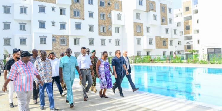 President William Ruto (Third From Left) Leads Other Leaders In Inspecting The Buxton Estate In Mombasa County.