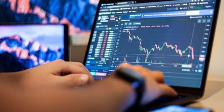 Govt Targets Forex Brokers With New Taxes
