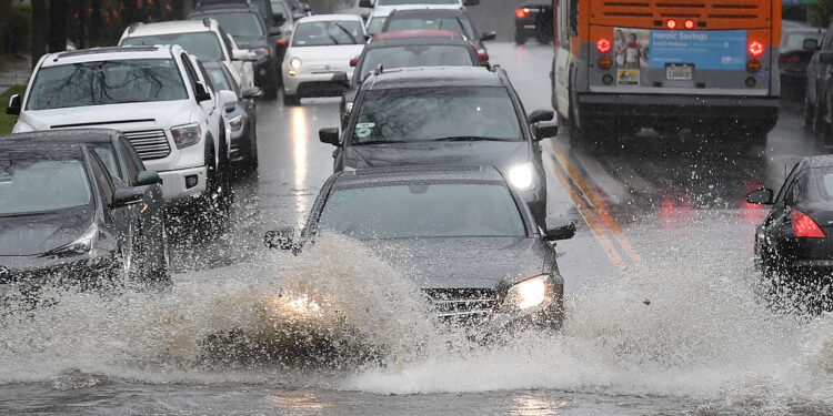 How To Prepare For Travel During Rainy Season: What To Carry How To Prepare For Travel During Rainy Season: What To Carry