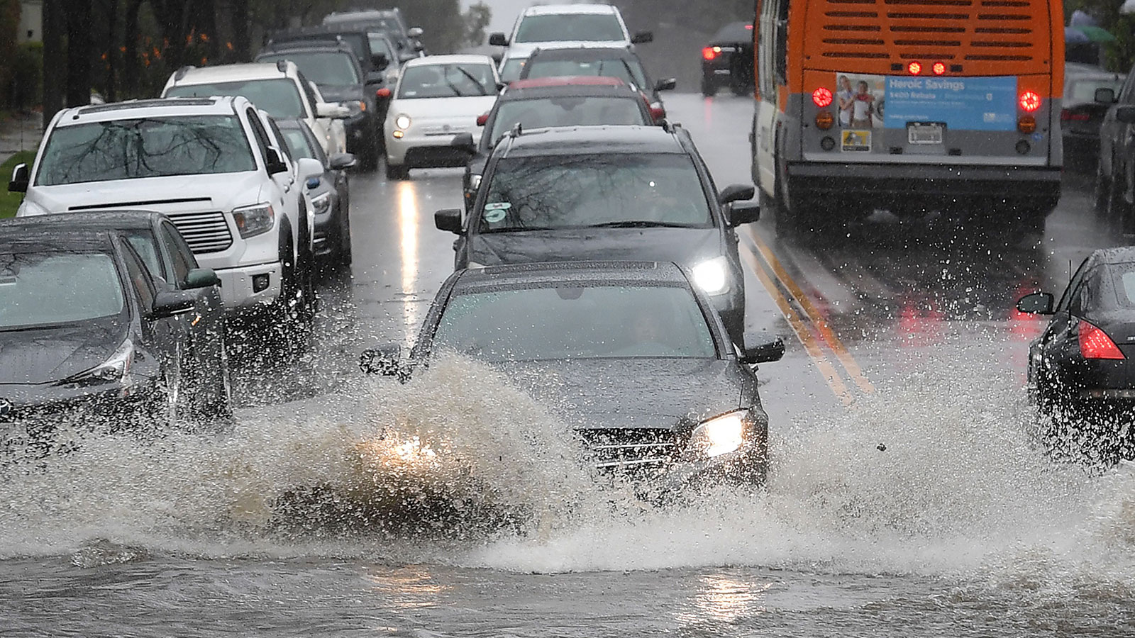 How To Prepare For Travel During Rainy Season: What To Carry