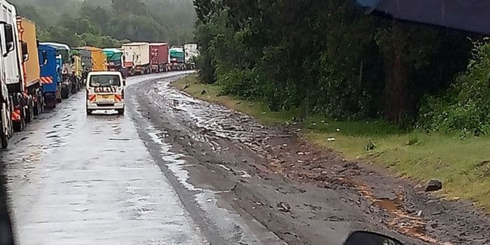 Kenha Issues Advisory To Motorists On Heavy Traffic A Photo Showing A Snippet Of The Congestion Along The Rironi-Mai Mahiu Road.