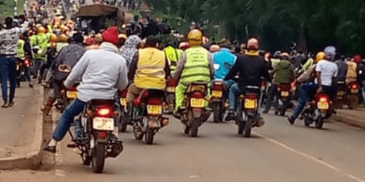 Kitengela Mob Captured Stoning Vehicle Arrested After Uproar