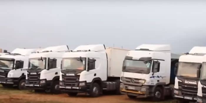Kenyan Trucks At Boarder