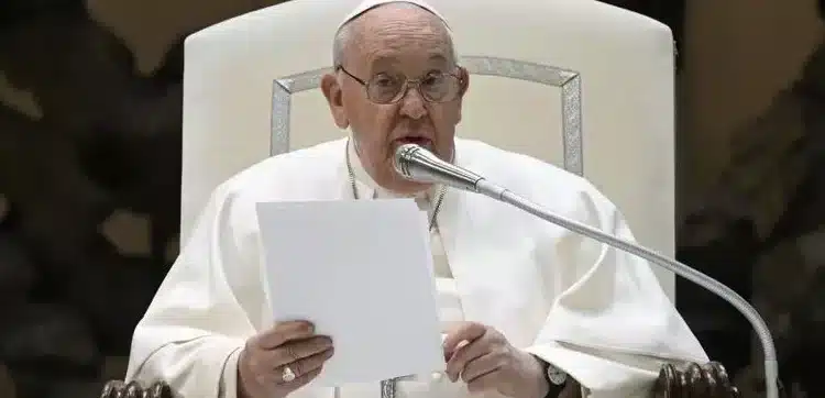 Pope + Social Media