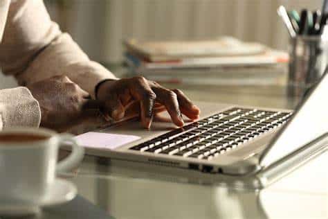 Bloggers Should Adapt To Changing Media World