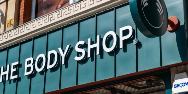 Mass Layoffs Of Employees Loom As Uk Body Shop Collapses A Photo Body Shop Building In Uk.