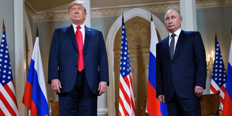 Putin Has Said He Prefers Biden Over Us President Trump Lynne Tracy