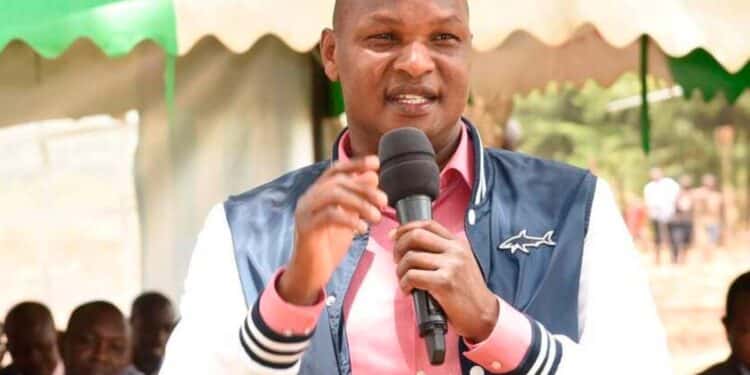 Farouk Kibet Gifts School Ksh 1M In Cash President William Ruto’s Personal Assistant Farouk Kibet During A Fundraiser. Photo/ George Giago X