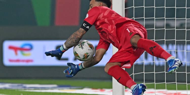 Ronwen Williams Saving A Penalty Against Mali During An Afcon Match.